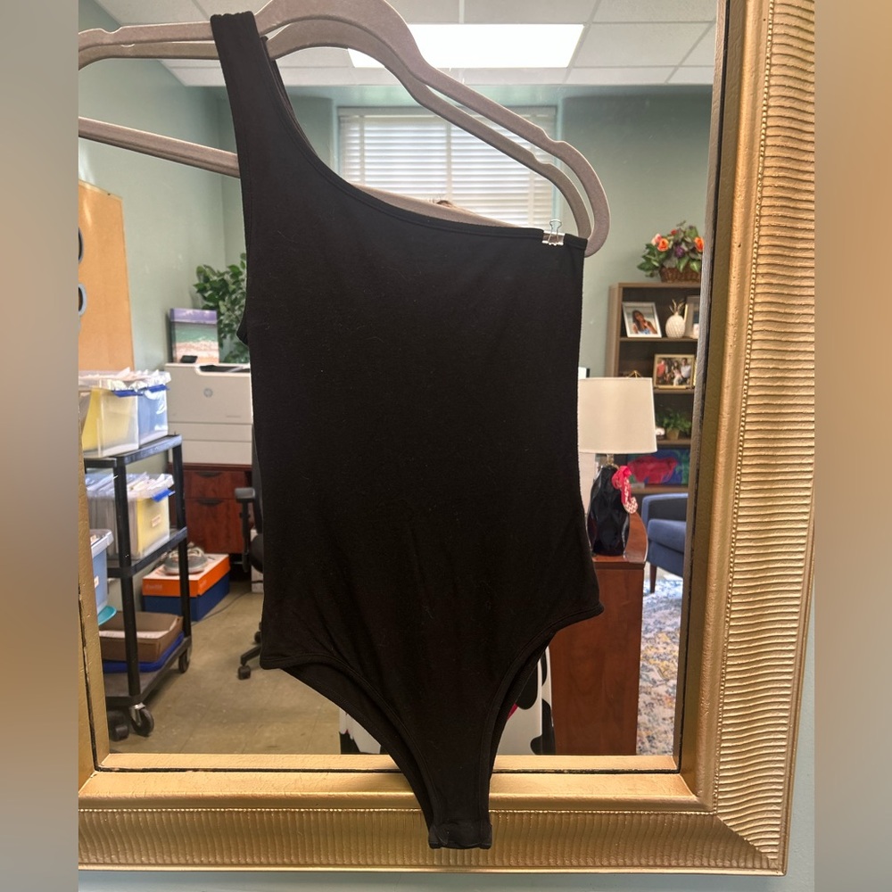 Black One-Shoulder Bodysuit